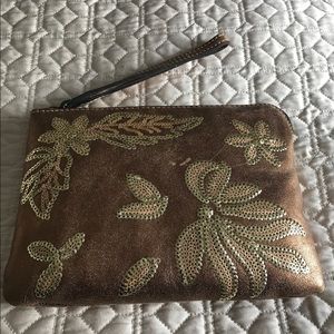 Embroidered Patricia Nash wristlet